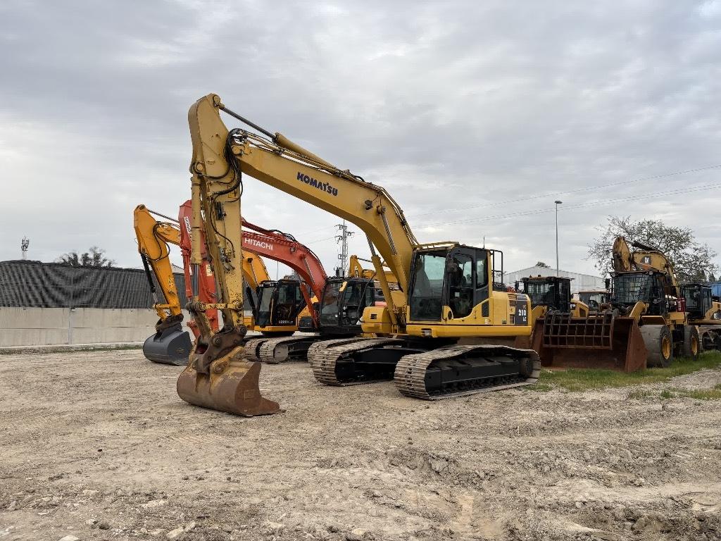 Komatsu PC 210 LC-8 Excavadoras de cadenas