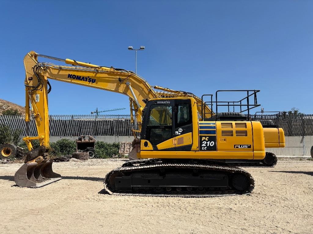 Komatsu PC 210 LC-10 Excavadoras de cadenas