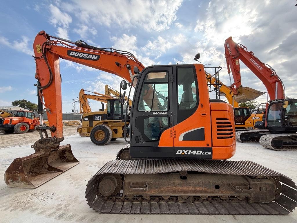 Dooosan DX140LC-5 Excavadoras de cadenas